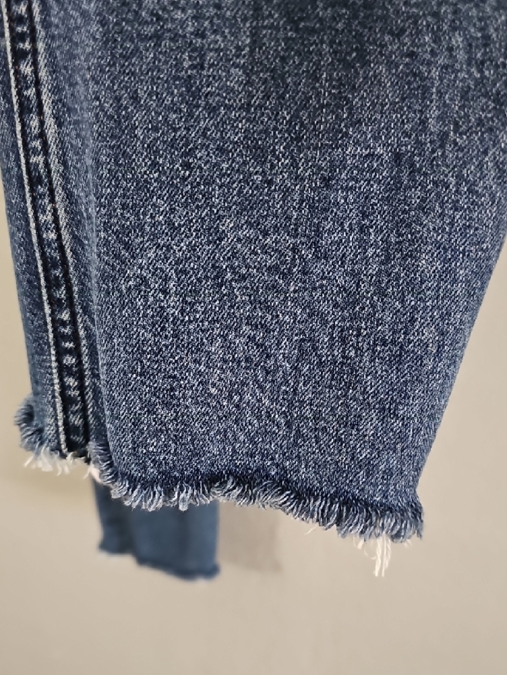 Agolde Blue Kye Mid Rise Straight Crop Ankle Jeans In Mirage Womens 23 - Picture 5 of 11